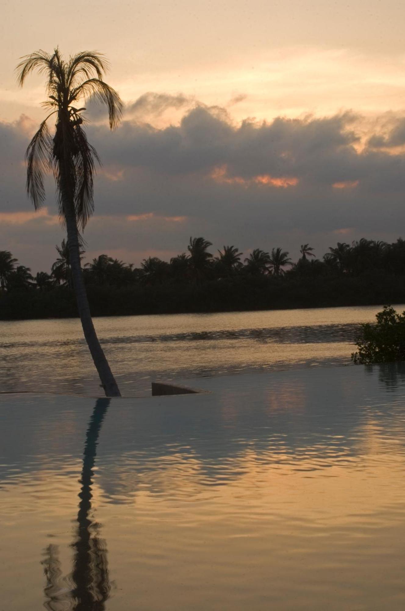 Hotel Isla Tajin à Tuxpan  Extérieur photo