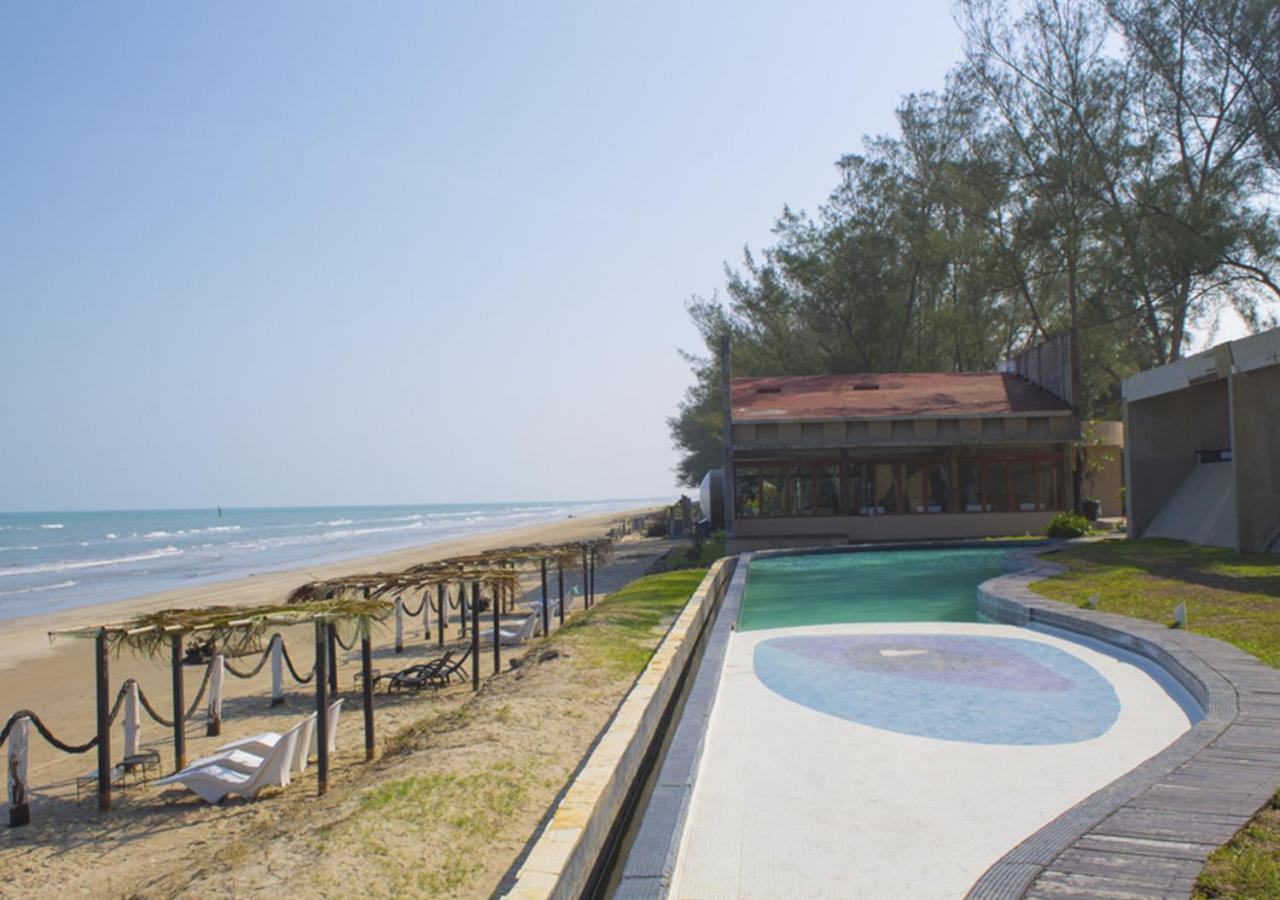 Hotel Isla Tajin à Tuxpan  Extérieur photo